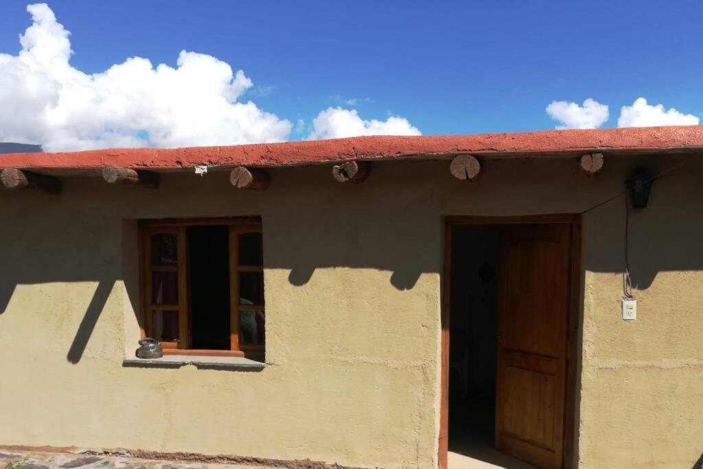 Cerro Amarillo, Cabaña de Juella Villa Tilcara Exterior foto